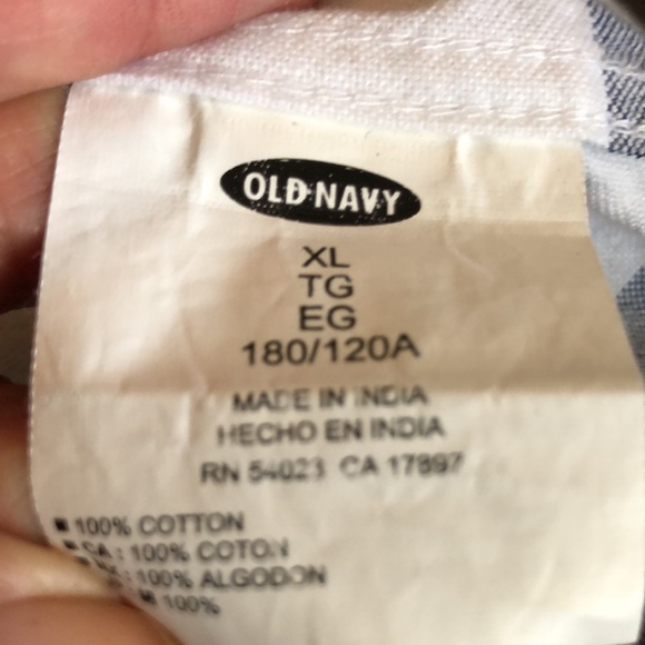 Old Navy short sleeved button down shirt XL slim - Picture 5 of 5